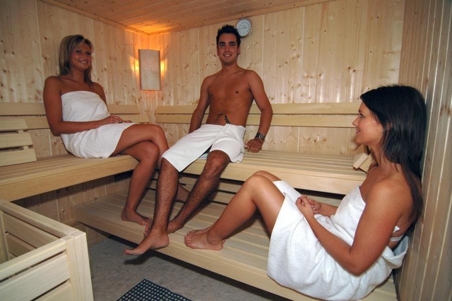 Esplanada Studios Aparthotel
